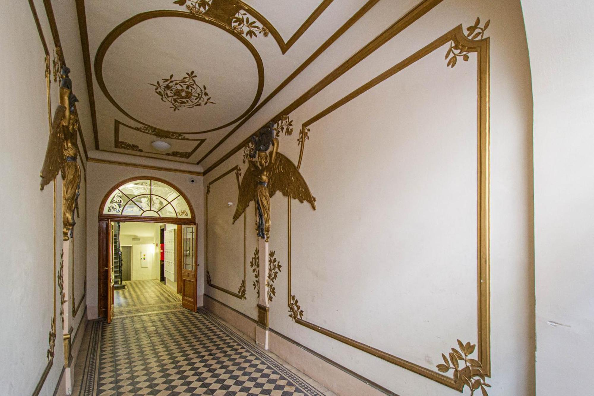 3bdr Main Square Spacious Designed * Prag