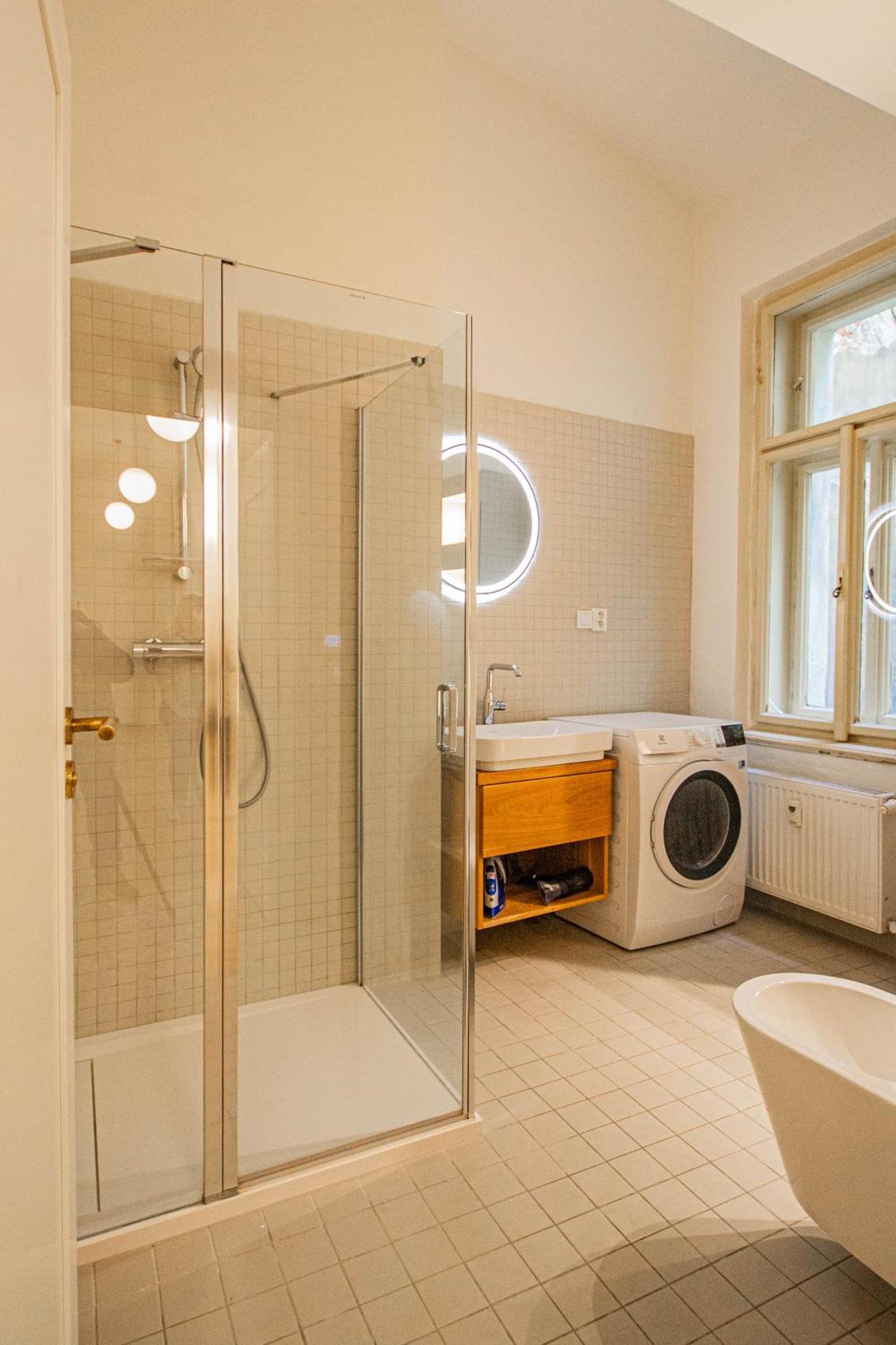 3bdr Main Square Spacious Designed * Prag